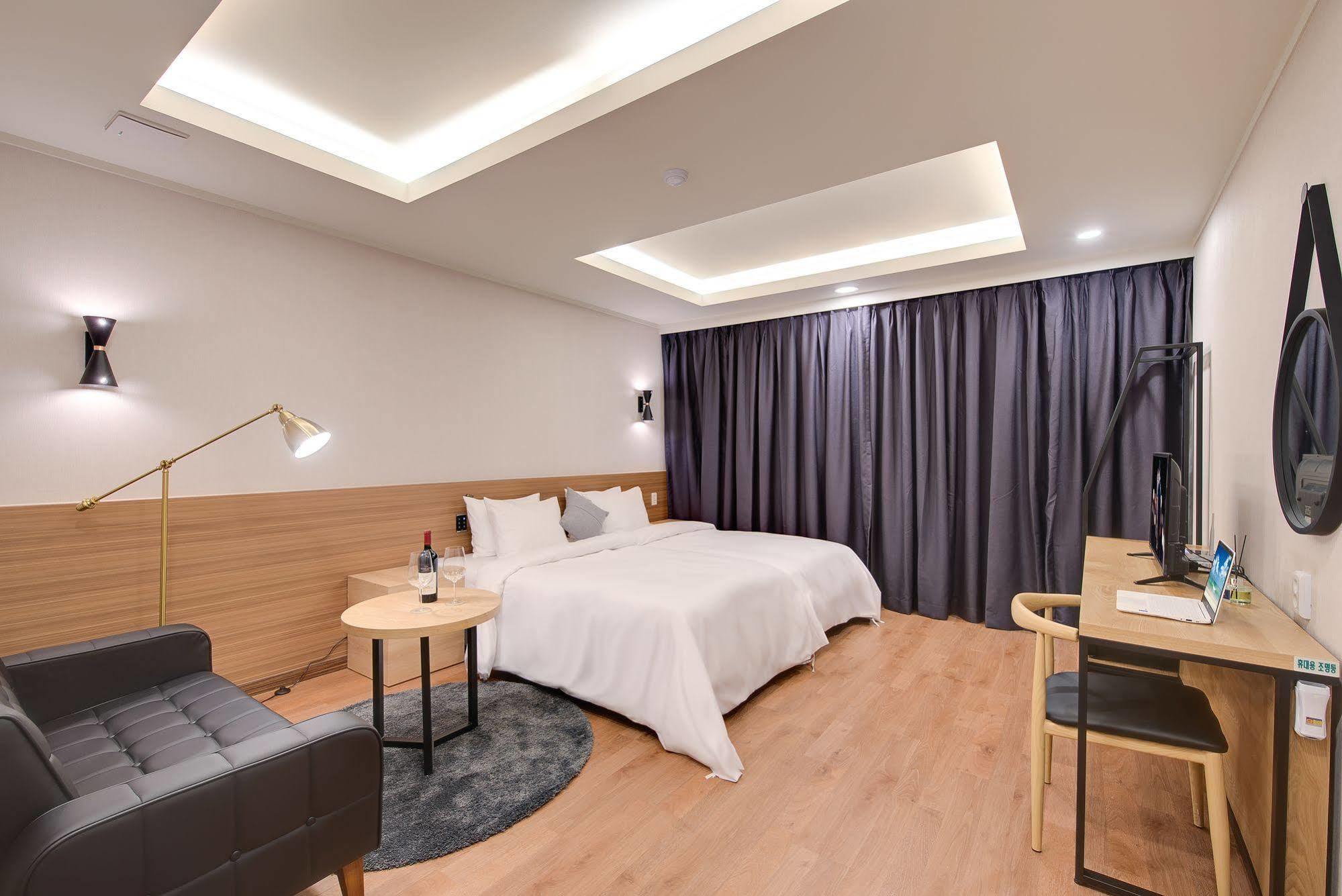 M Hotel Seoul Eksteriør billede